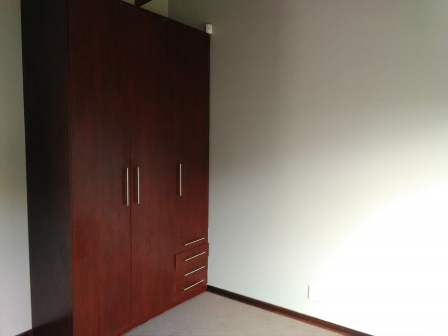 To Let 3 Bedroom Property for Rent in Hillside Free State